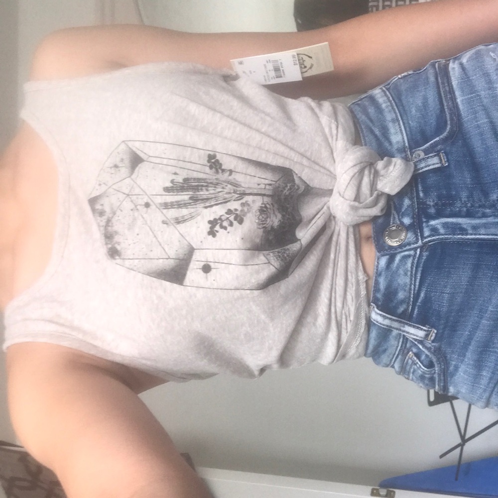 Brand new cute tank top